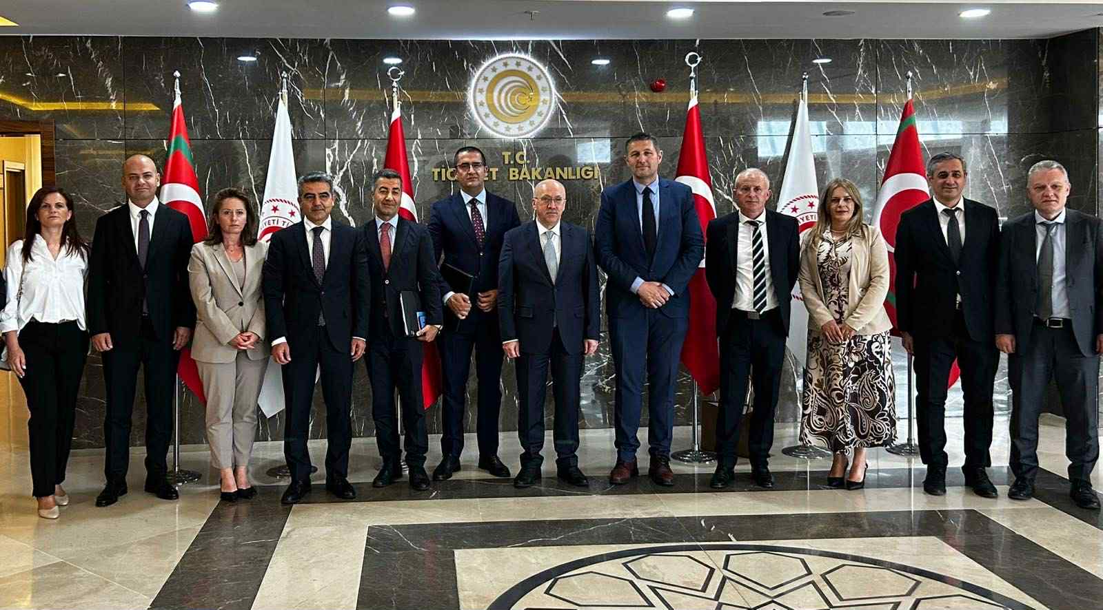 Kosova dhe Turqia forcojnë bashkëpunimin doganor përmes një deklarate të përbashkët për bashkëpunim teknik