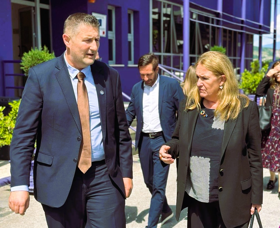 Delegacioni i GIZ-it i udhëhequr nga Drejtoresha Ekzekutive, znj. Ingrid-Gabriela Hoven, viziton Doganën e Kosovës