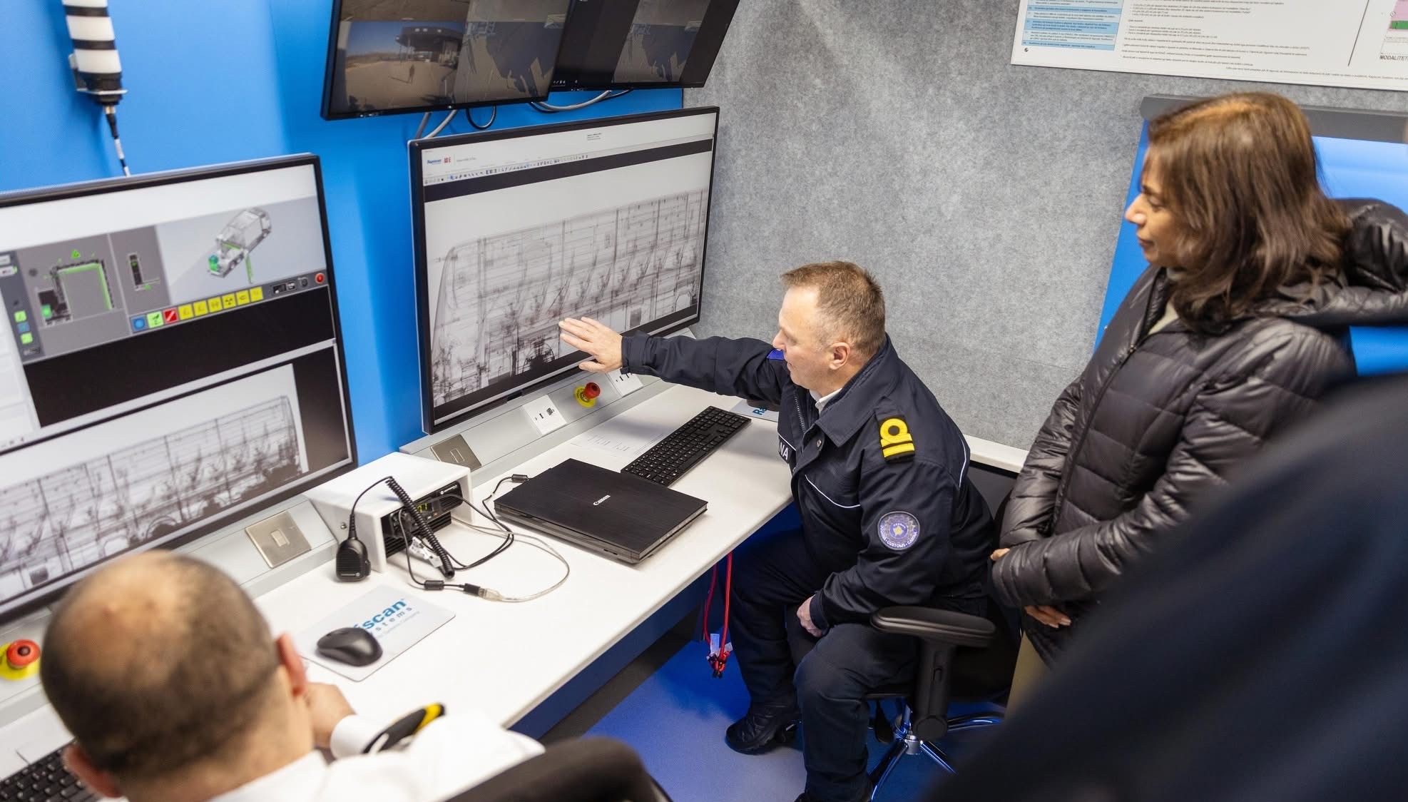 Dogana e Kosovës inauguron skanerin e dhuruar nga Qeveria e SHBA-së