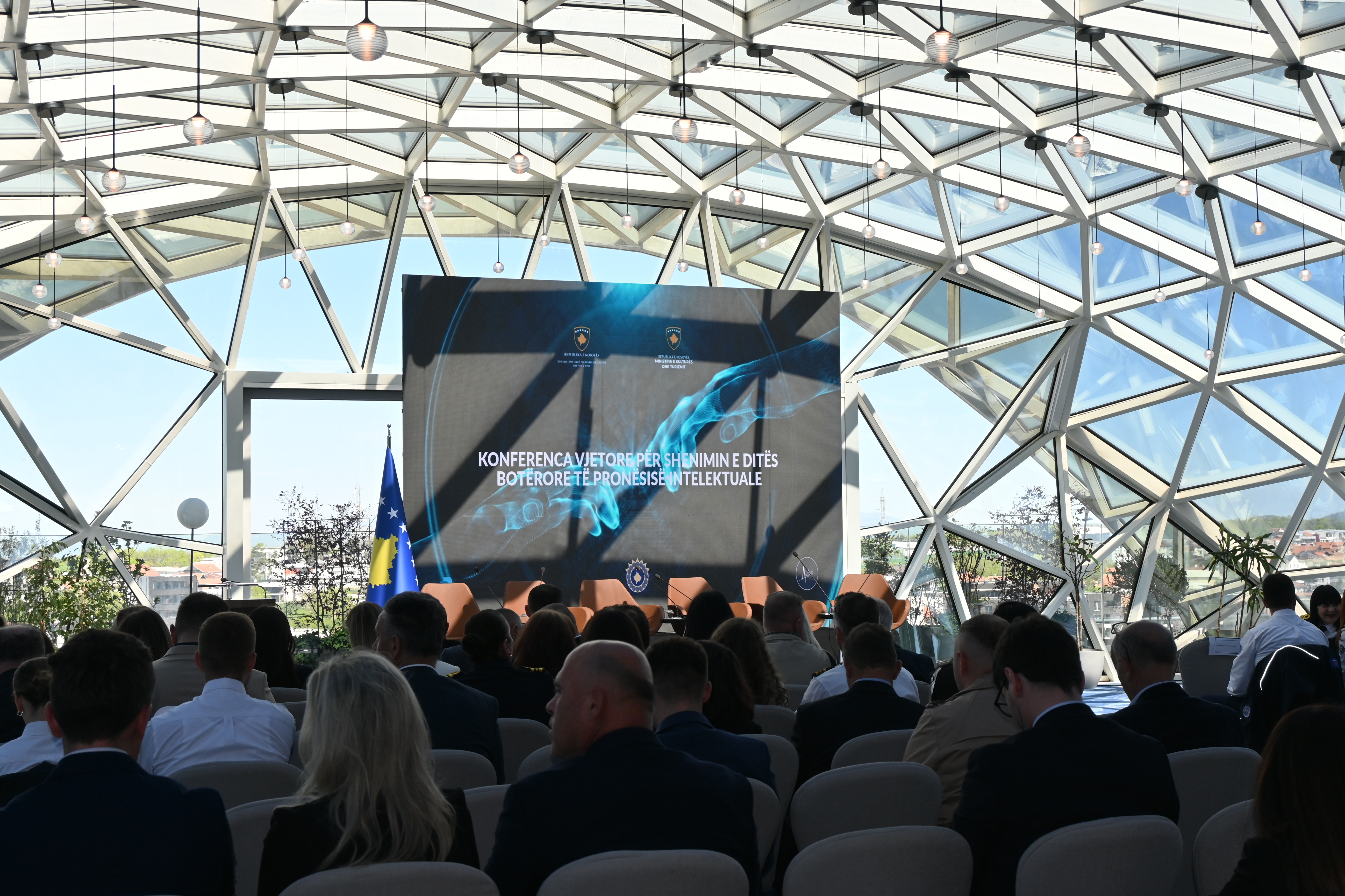 Konferenca  Photo 43