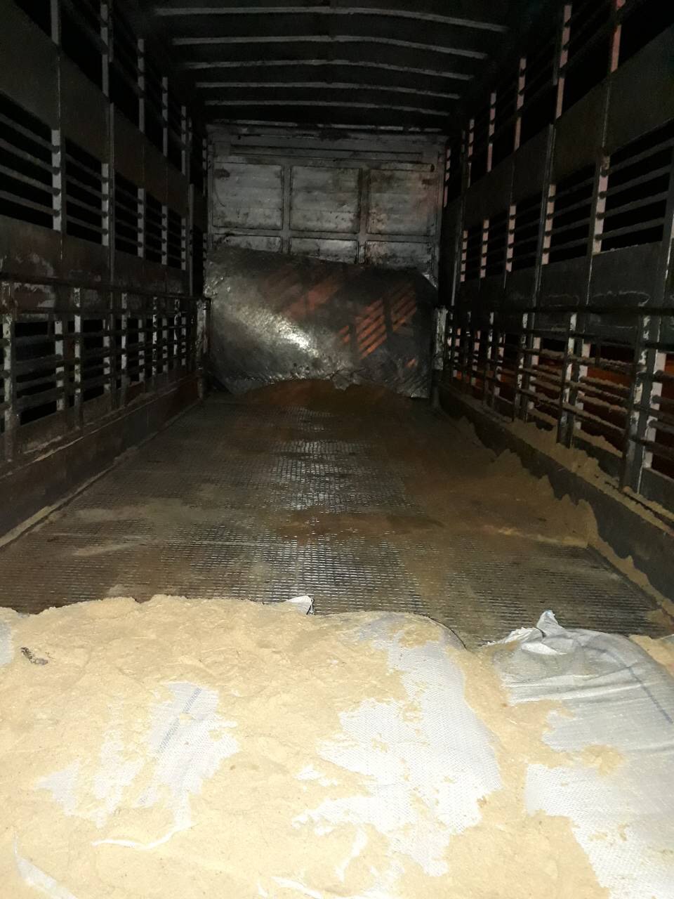 Dogana gjatë një aksioni mbrëmë kap sasi të konsiderueshme të duhanit