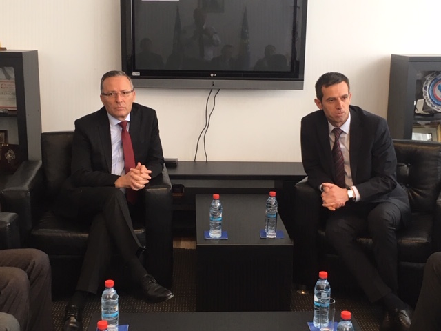 Ministri Hamza viziton Doganën e Kosovës