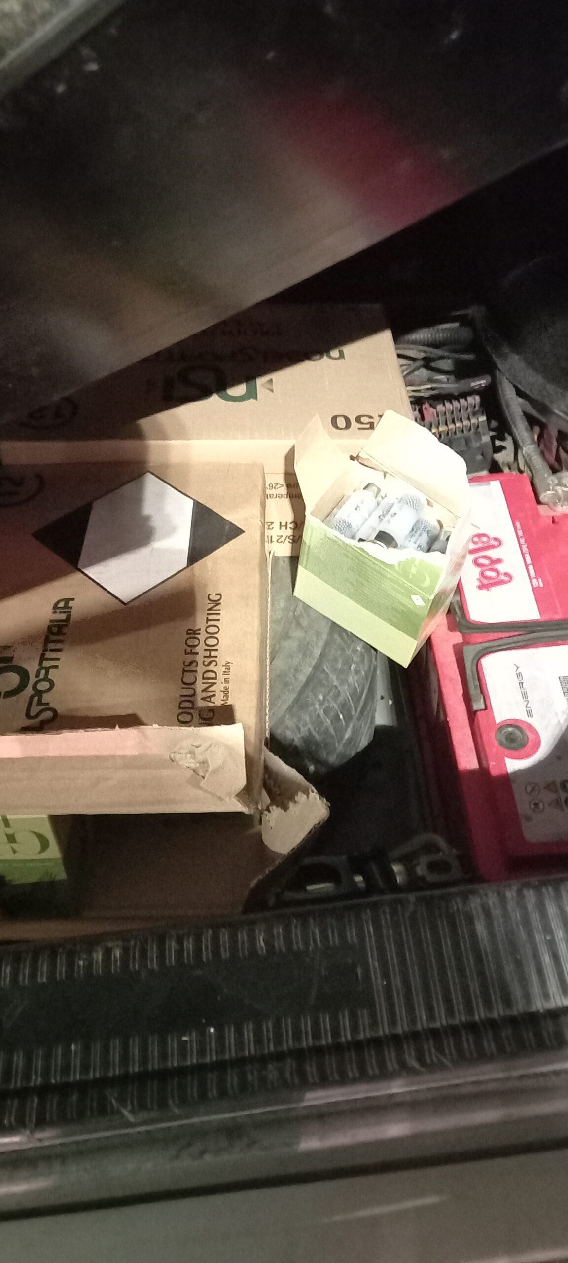 Kapen mbi 1000 copë fishek të gjuetisë