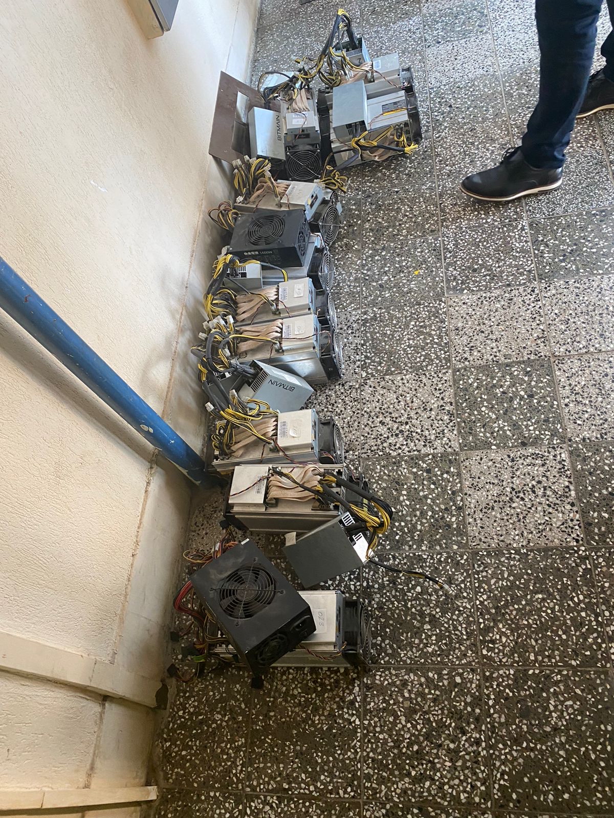 Kapen pajisjet për prodhimin e kriptomonedhave