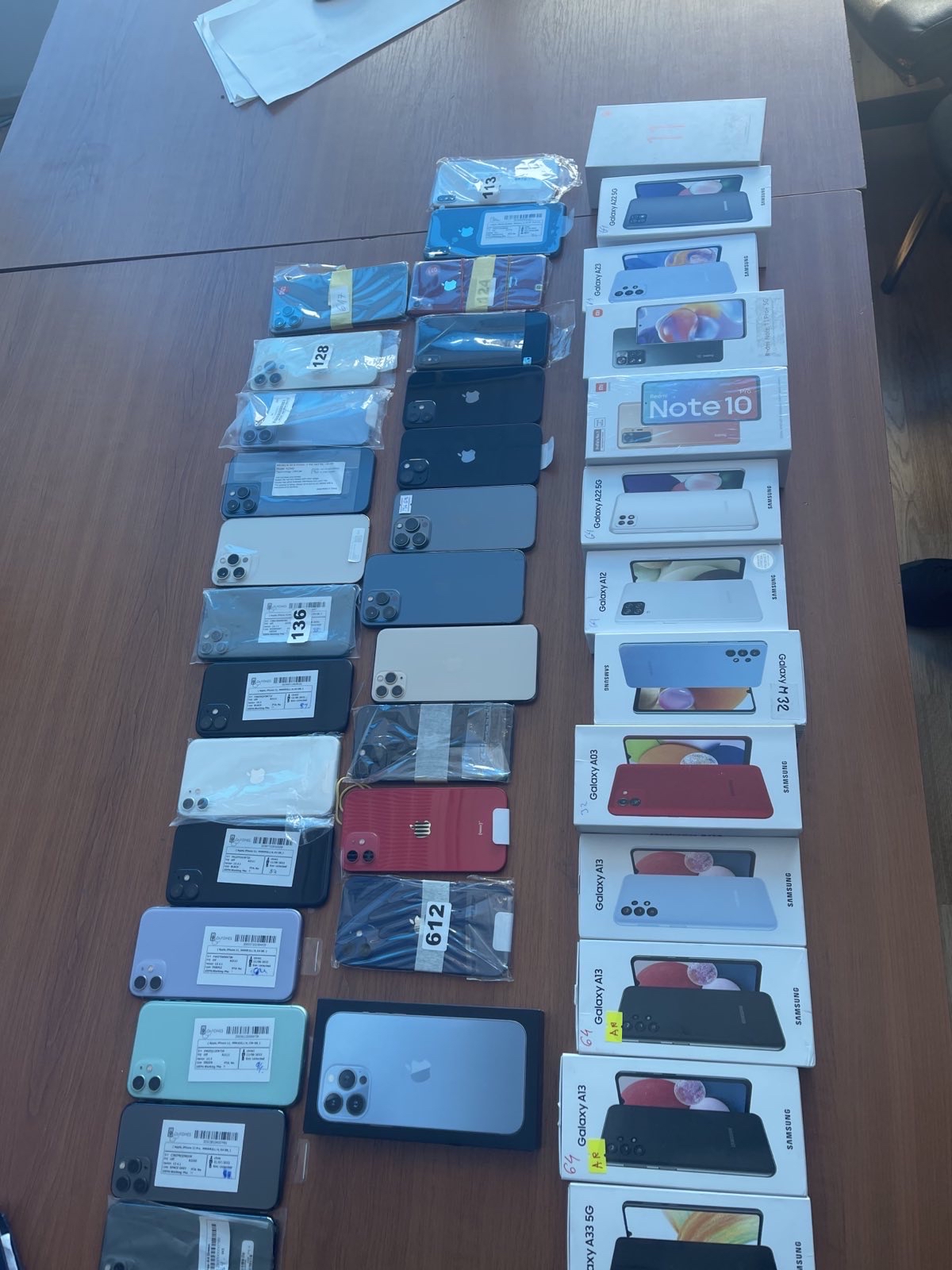 Parandalohet kontrabanda në dy raste të ndara