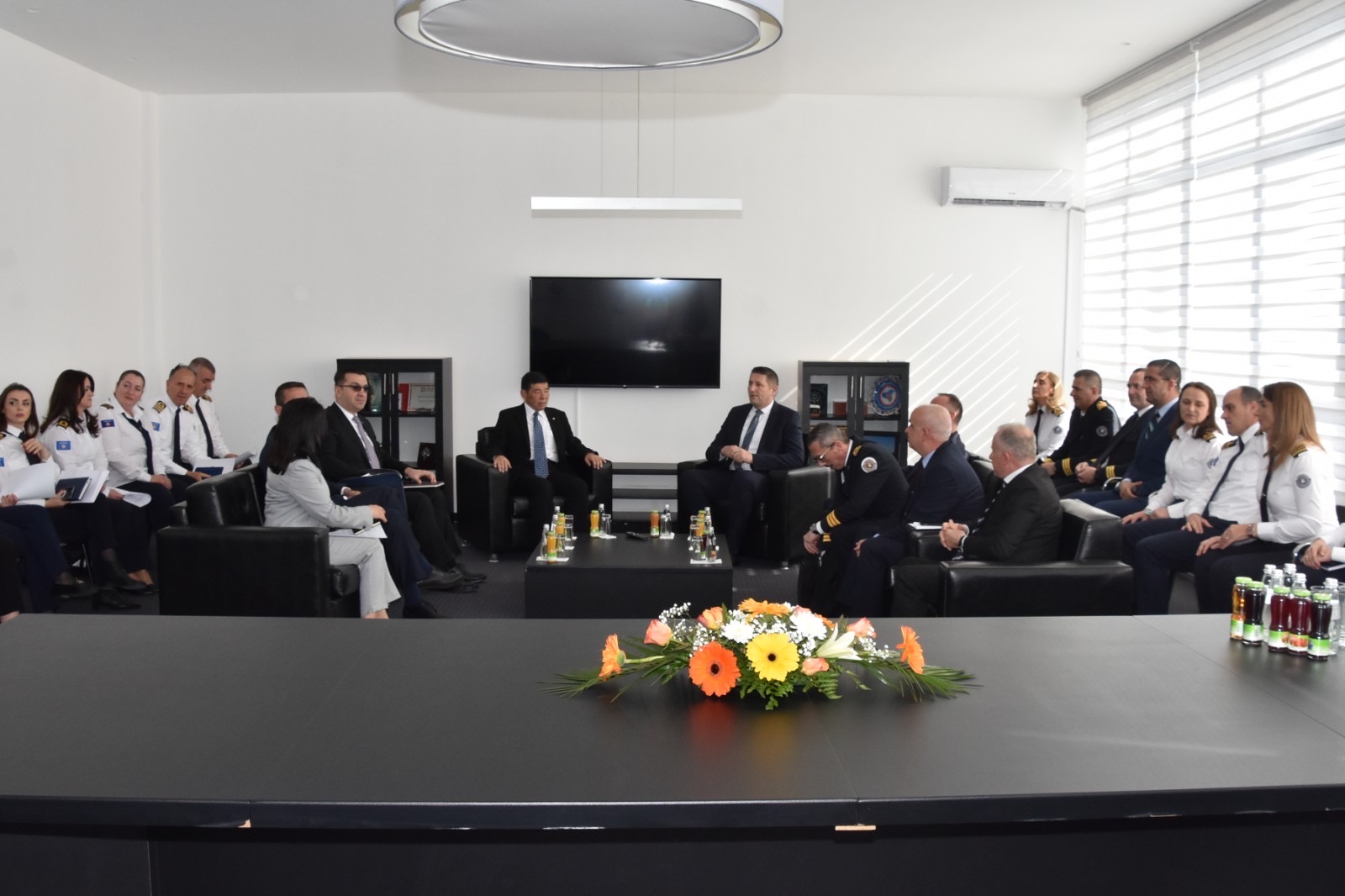 Sekretari i Përgjithshëm i OBD-së Kunio Mikuriya  viziton Doganën e Kosovës